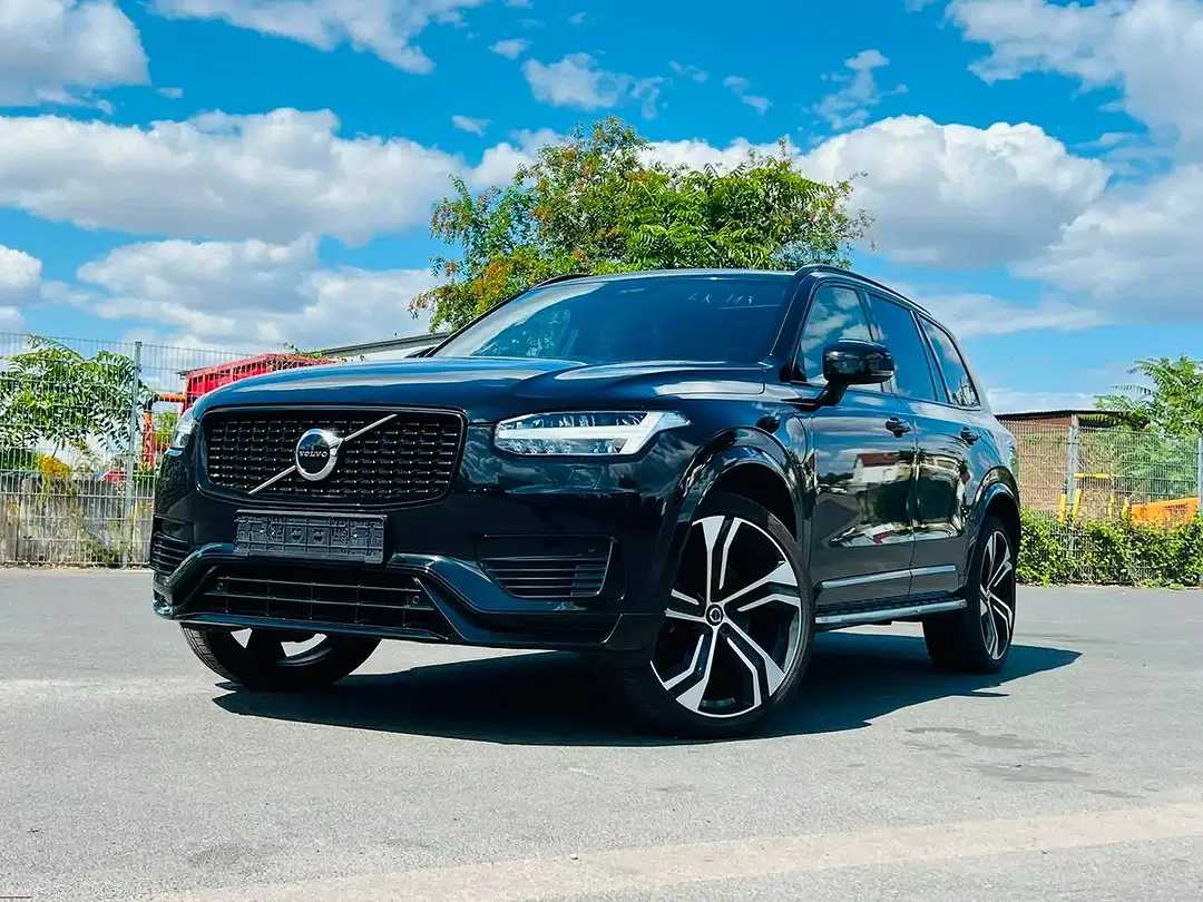 Volvo XC90 - Thumbnail 4