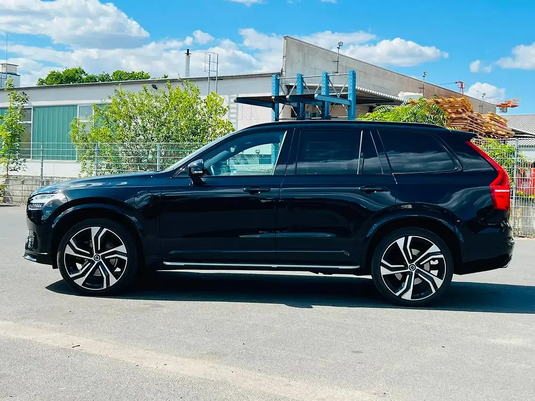 Volvo XC90 - Thumbnail 6