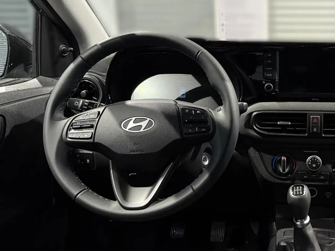 Hyundai i10 - Thumbnail 9