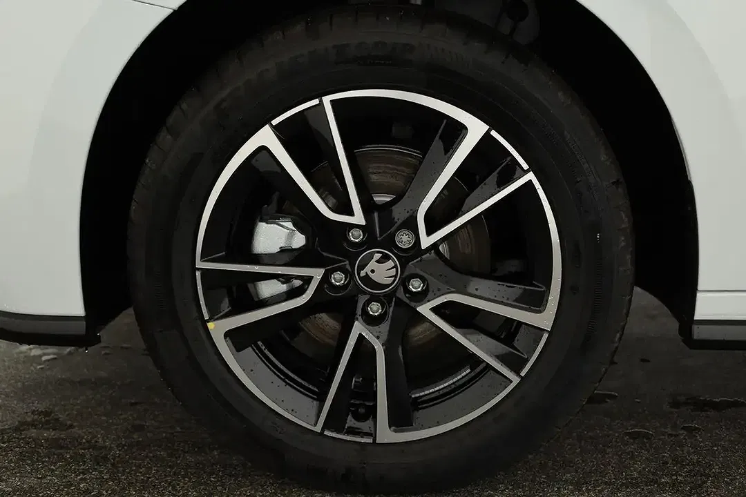Skoda Fabia - Thumbnail 13