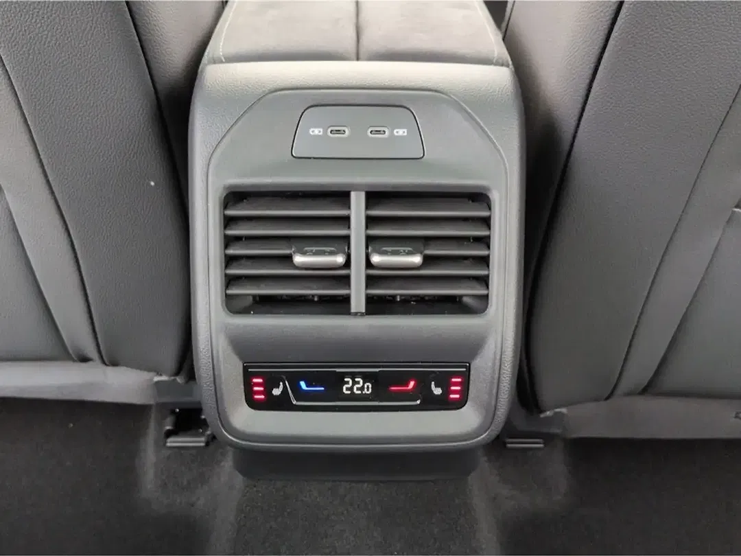 Skoda Superb - Thumbnail 10