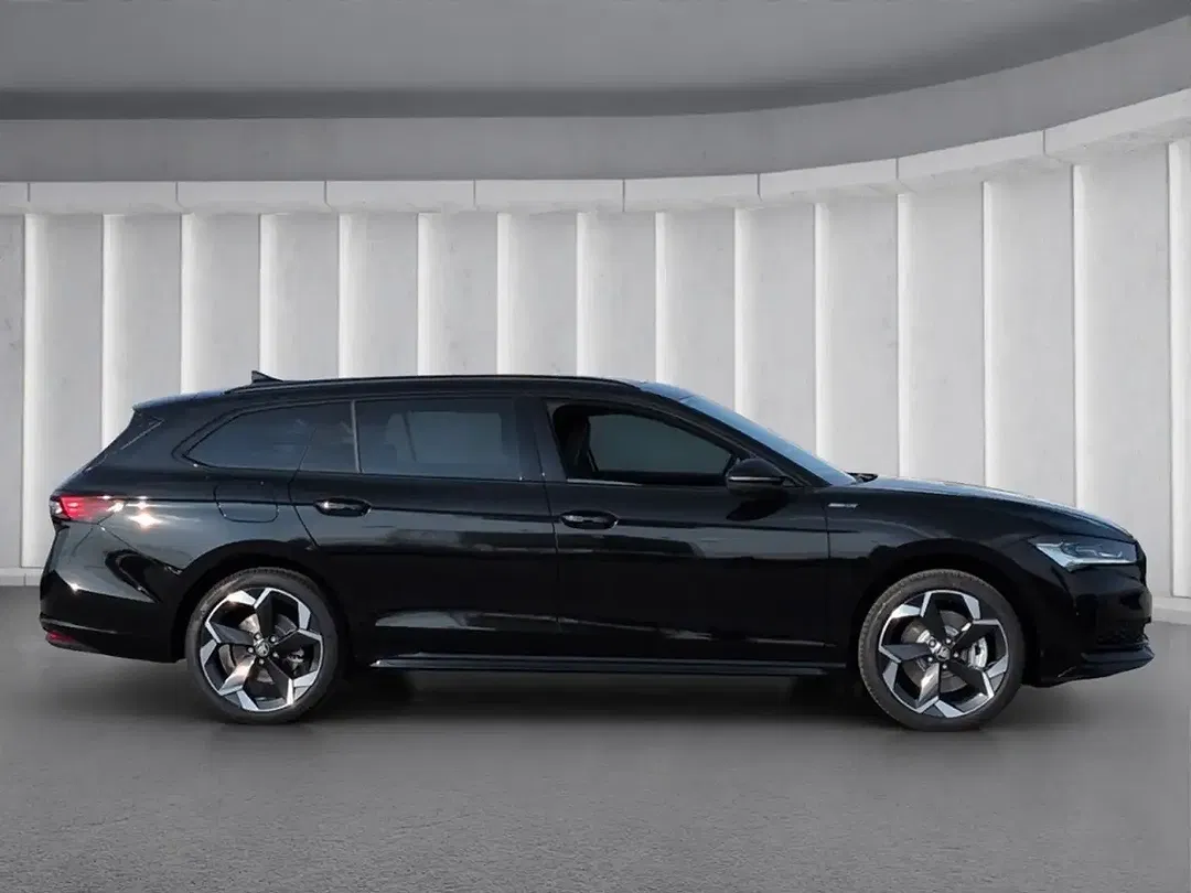 Skoda Superb - Thumbnail 2