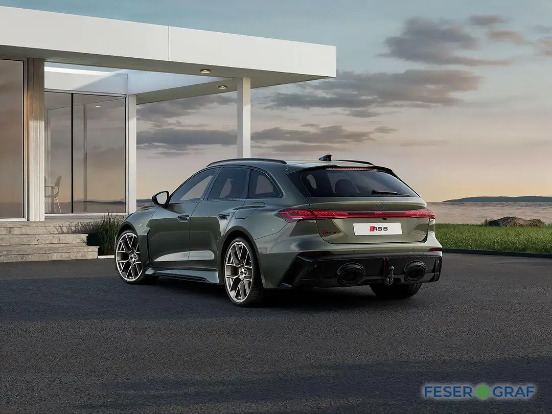 Audi RS5 - Thumbnail 4