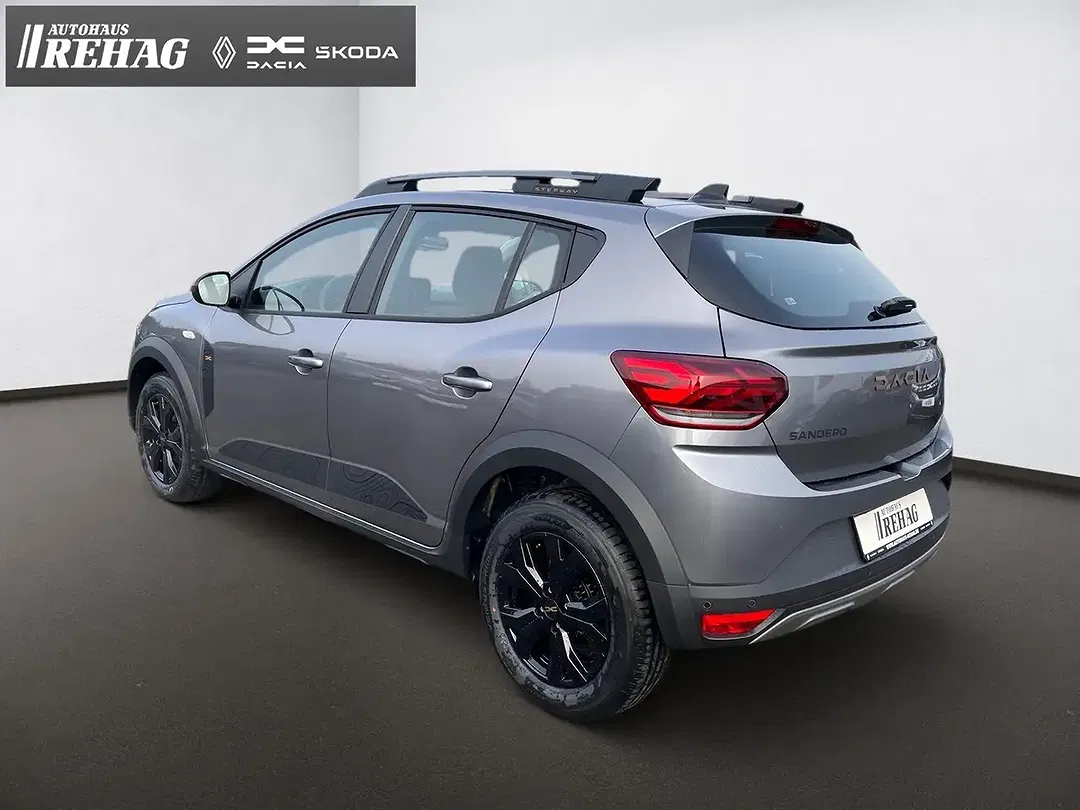 Dacia Sandero - Thumbnail 2
