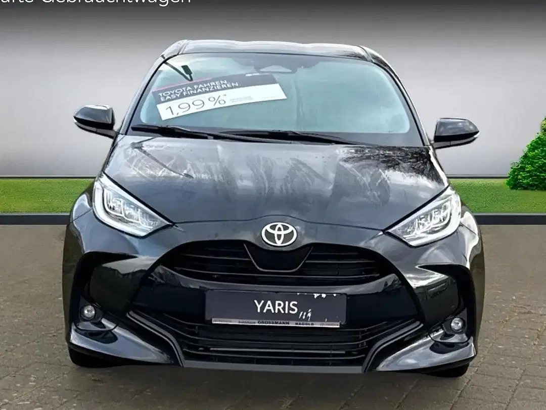 Toyota Yaris - Thumbnail 5