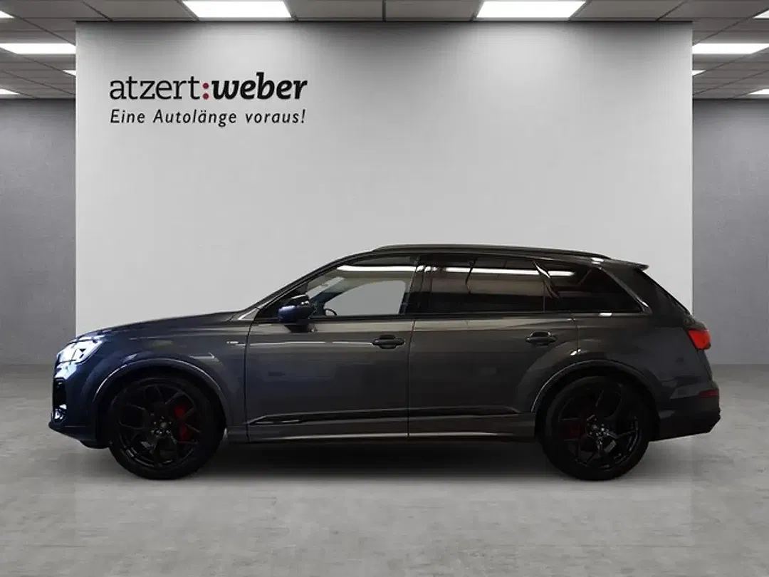 Audi Q7 - Thumbnail 4