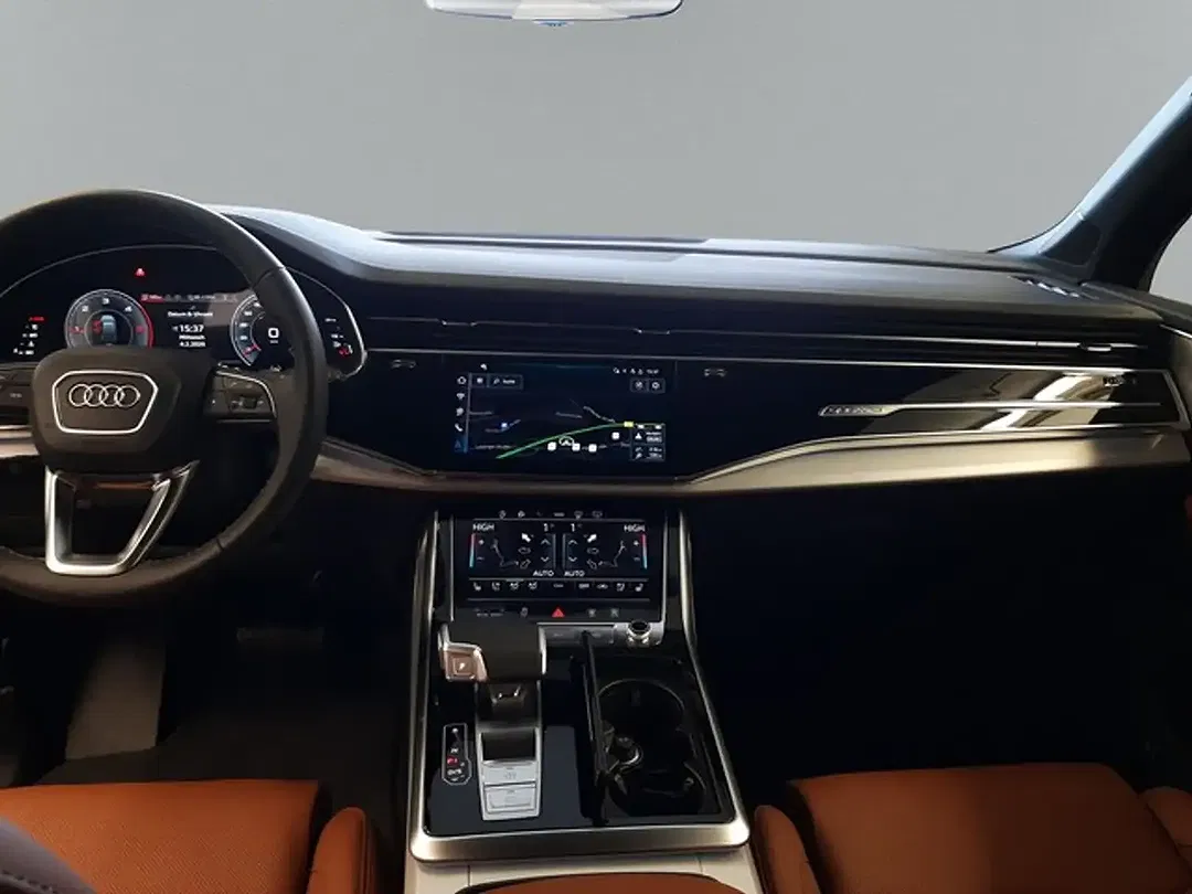 Audi Q7 - Thumbnail 9