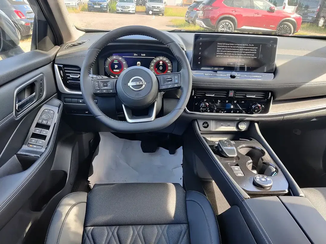 Nissan X-Trail - Thumbnail 3