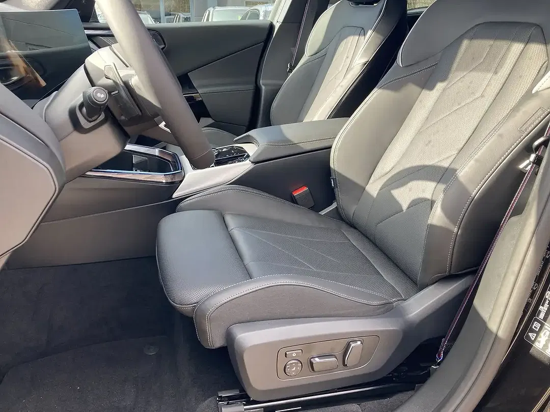 BMW X3 - Thumbnail 9