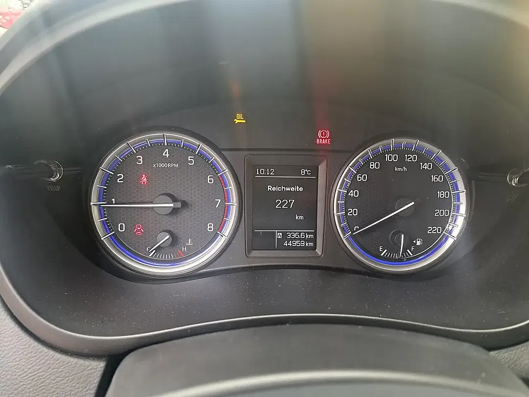 Suzuki SX4 S-Cross - Thumbnail 16