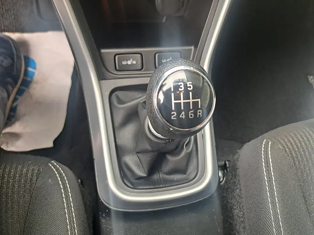 Suzuki SX4 S-Cross - Thumbnail 19