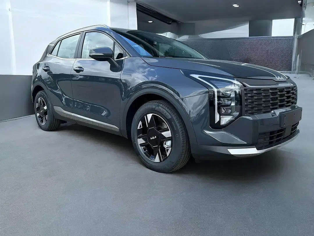 Kia Sportage - Thumbnail 3
