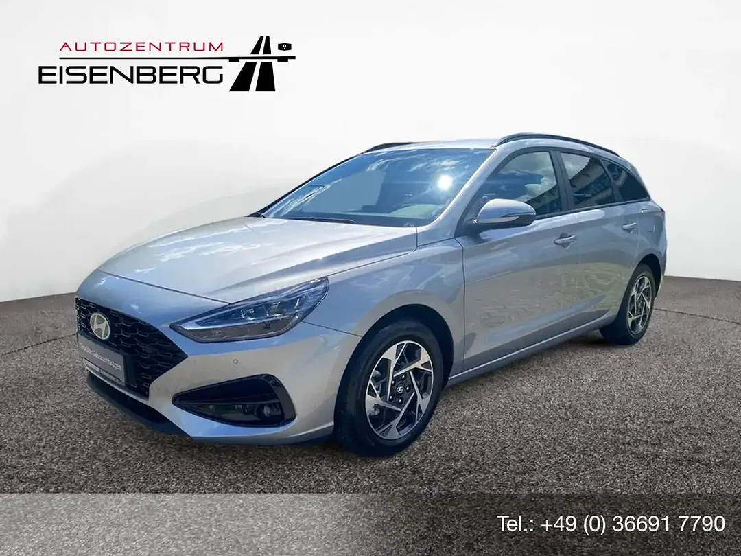 Hyundai i30 - Thumbnail 1