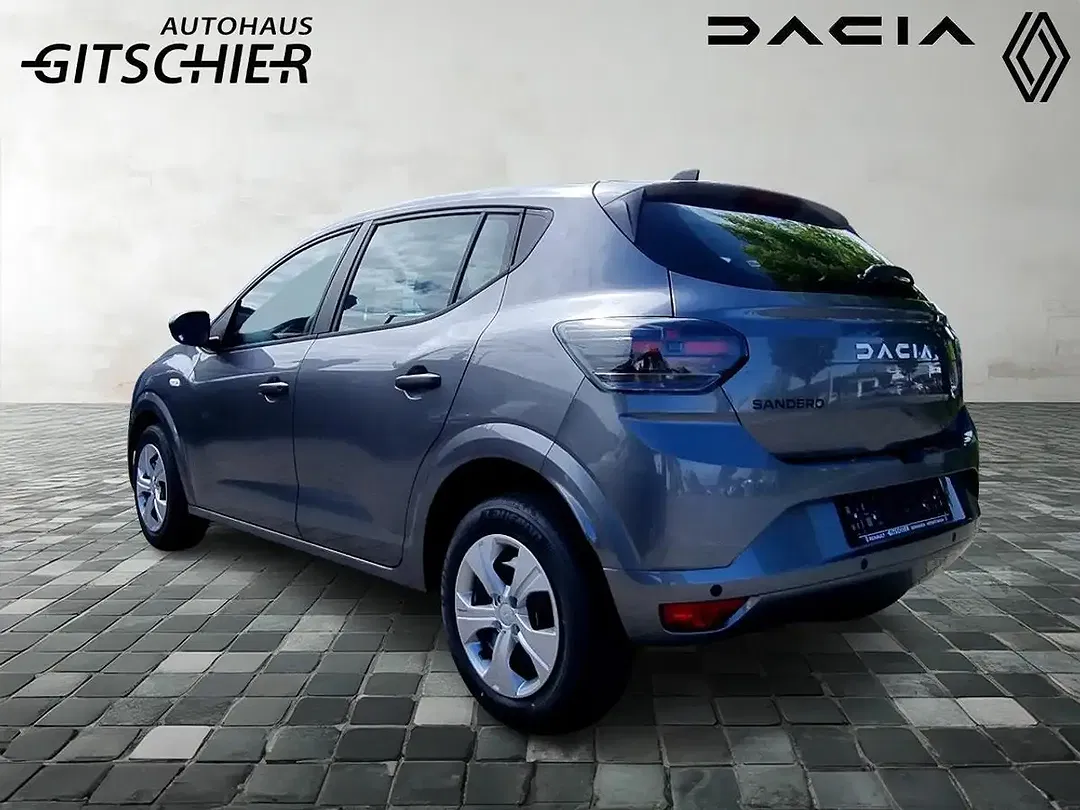 Dacia Sandero - Thumbnail 3