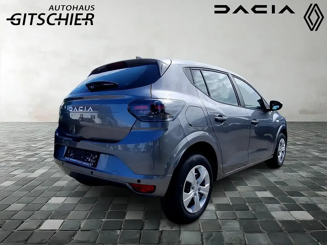 Dacia Sandero - Thumbnail 4