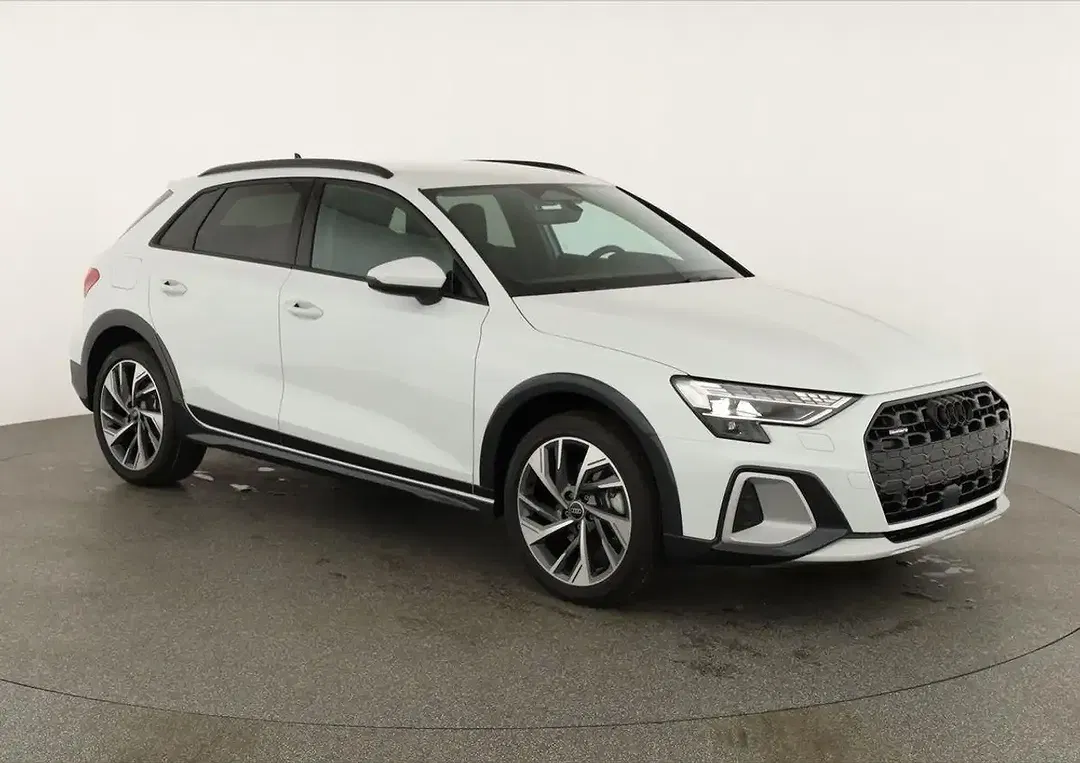 Audi A3 - Thumbnail 2