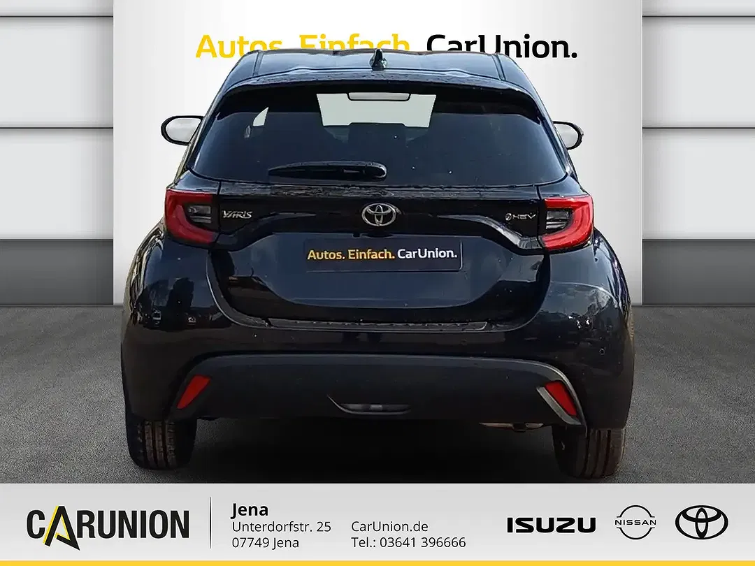 Toyota Yaris - Thumbnail 5
