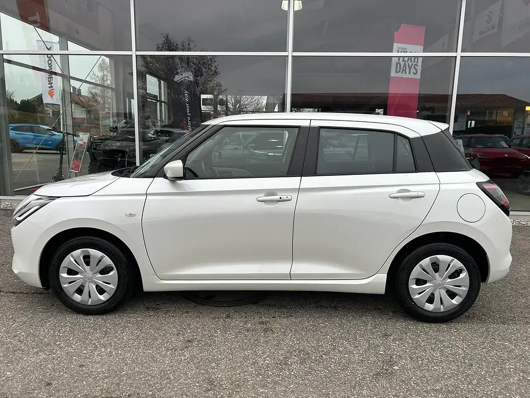 Suzuki Swift - Thumbnail 2