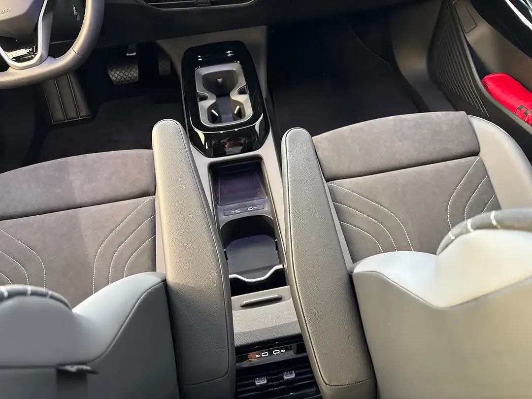 Volkswagen ID.4 - Thumbnail 7