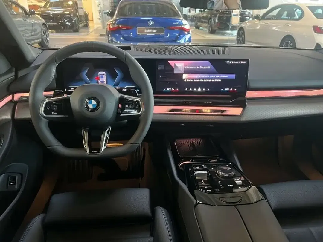 BMW 520 - Thumbnail 13