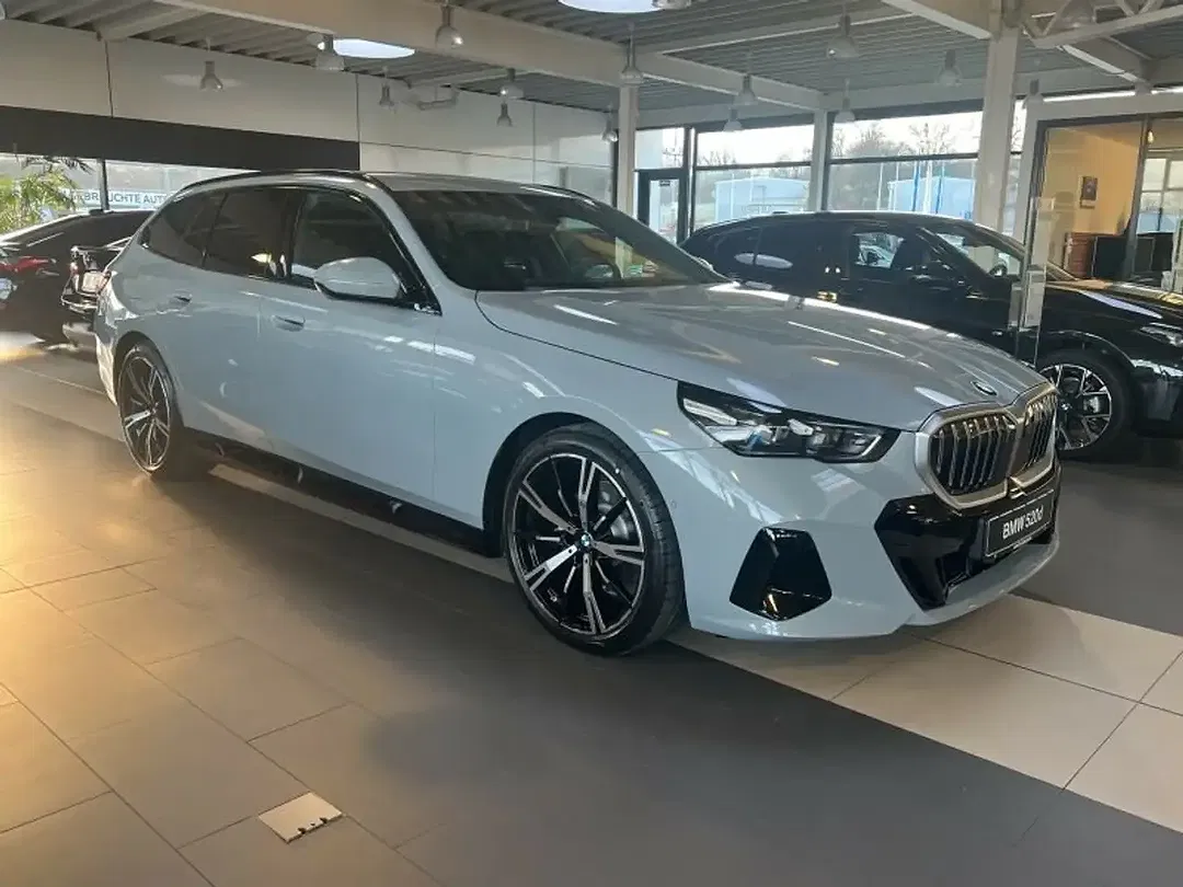 BMW 520 - Thumbnail 4