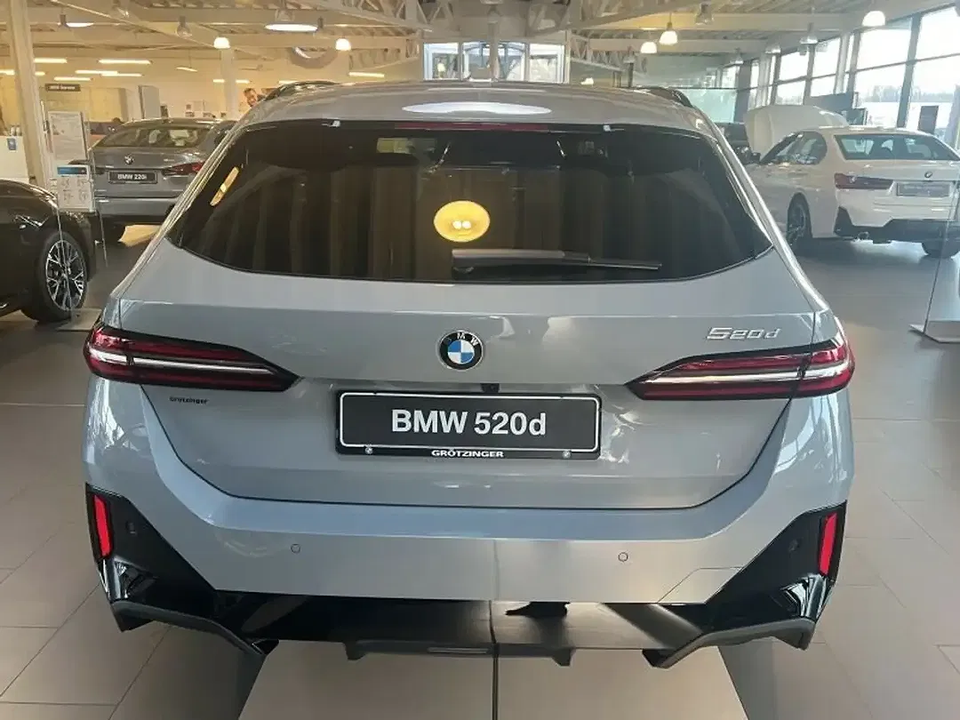 BMW 520 - Thumbnail 6