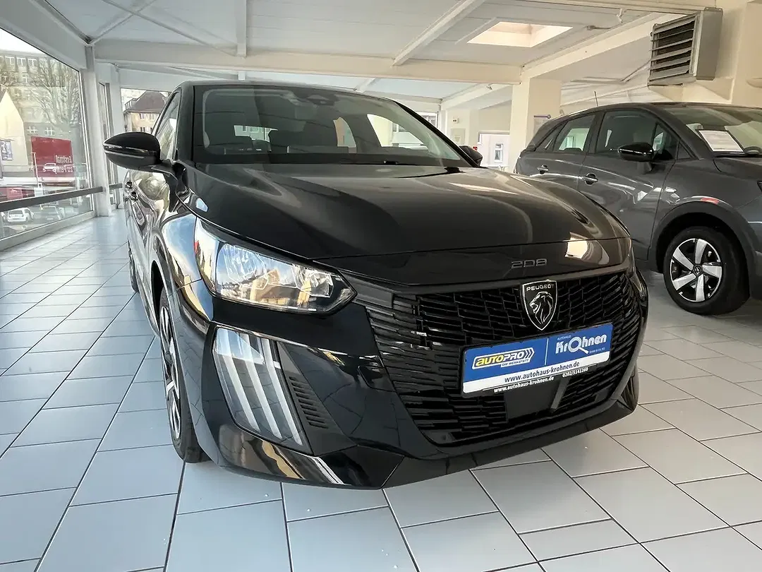 Peugeot 208 - Thumbnail 11