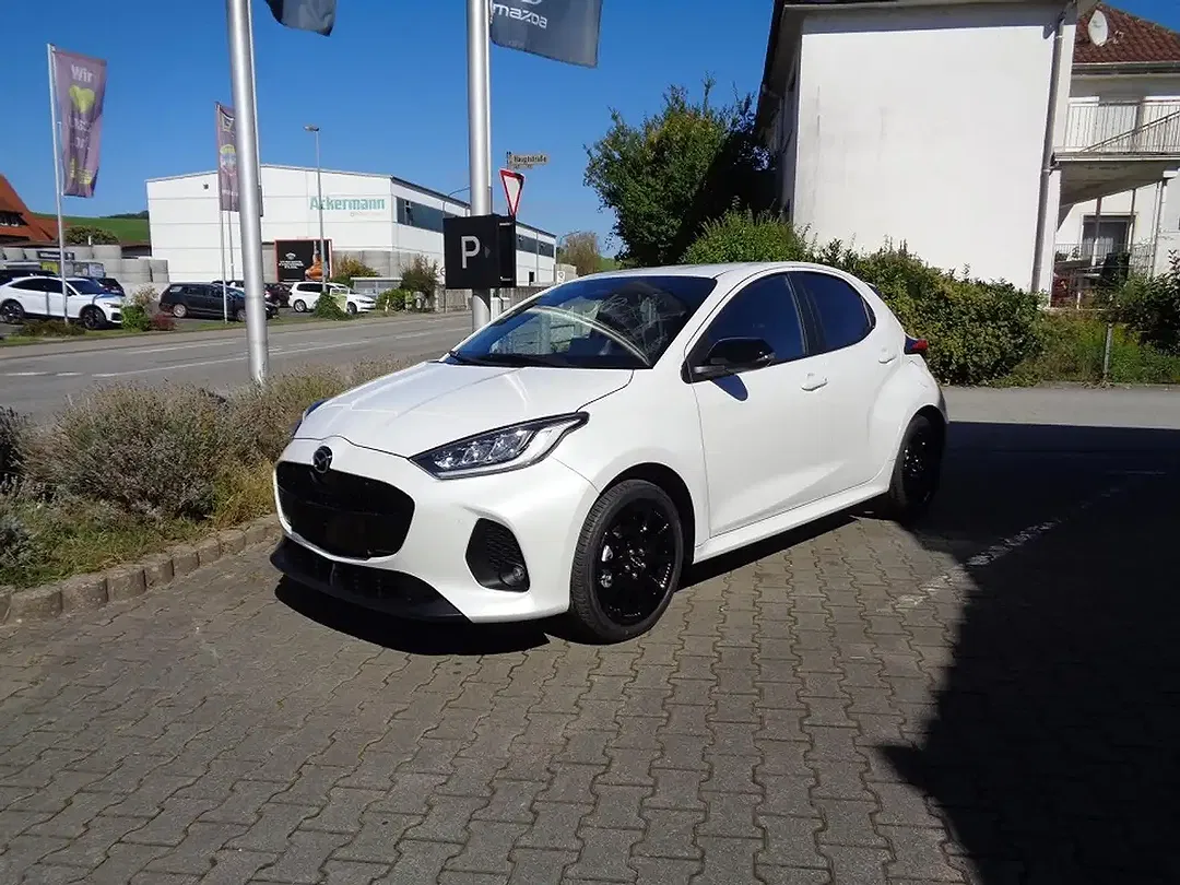 Mazda 2 - Thumbnail 2