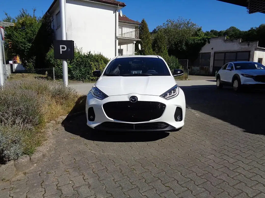 Mazda 2 - Thumbnail 3