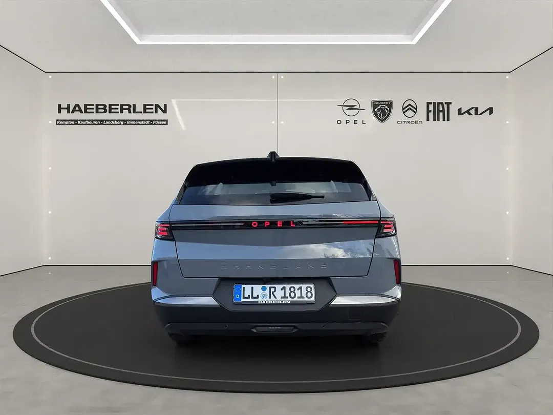 Opel Grandland - Thumbnail 3
