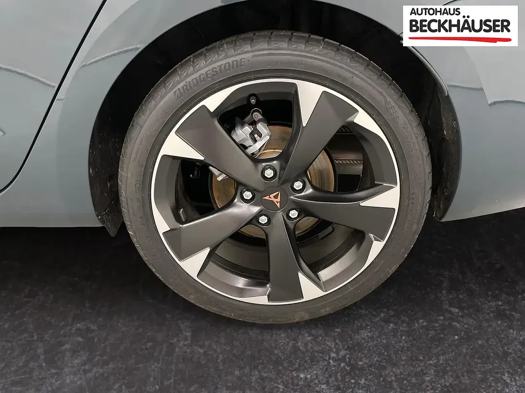 CUPRA Leon - Thumbnail 11