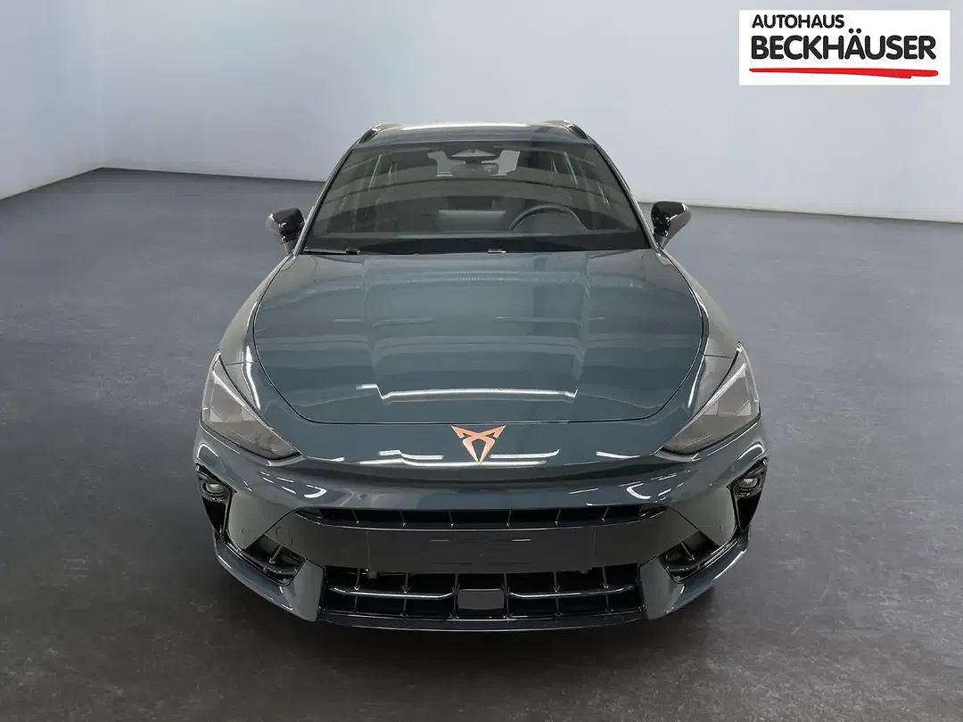 CUPRA Leon - Thumbnail 2