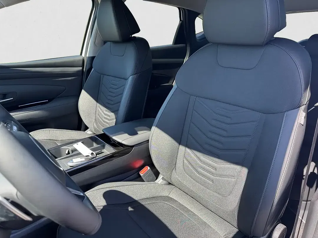 Hyundai TUCSON - Thumbnail 8