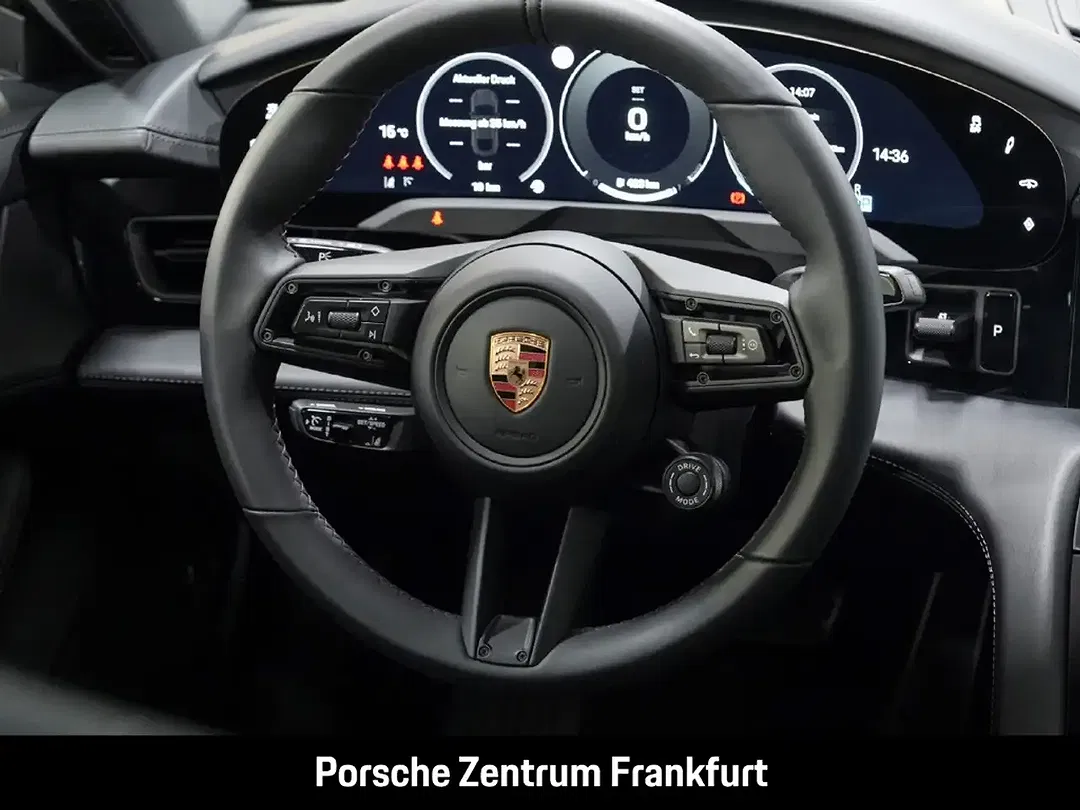 Porsche Taycan - Thumbnail 10
