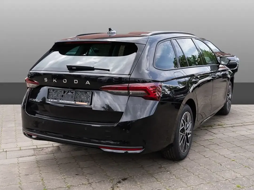 Skoda Octavia - Thumbnail 2