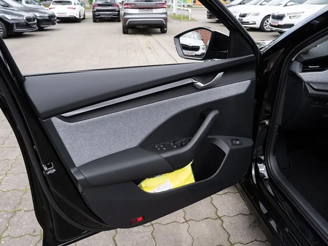 Skoda Octavia - Thumbnail 8