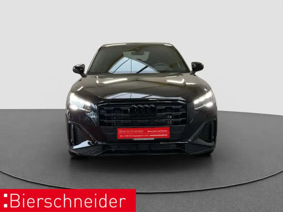 Audi Q2 - Thumbnail 2