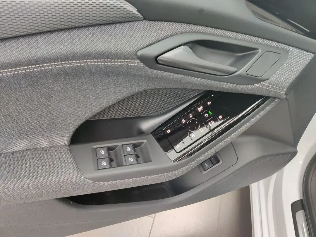 Audi A6 - Thumbnail 15