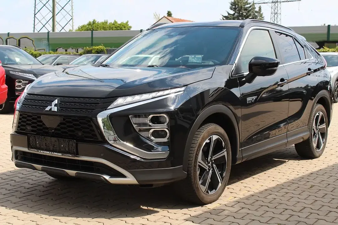 Mitsubishi Eclipse Cross - Thumbnail 2