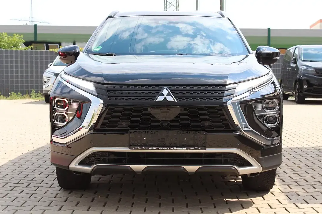 Mitsubishi Eclipse Cross - Thumbnail 3