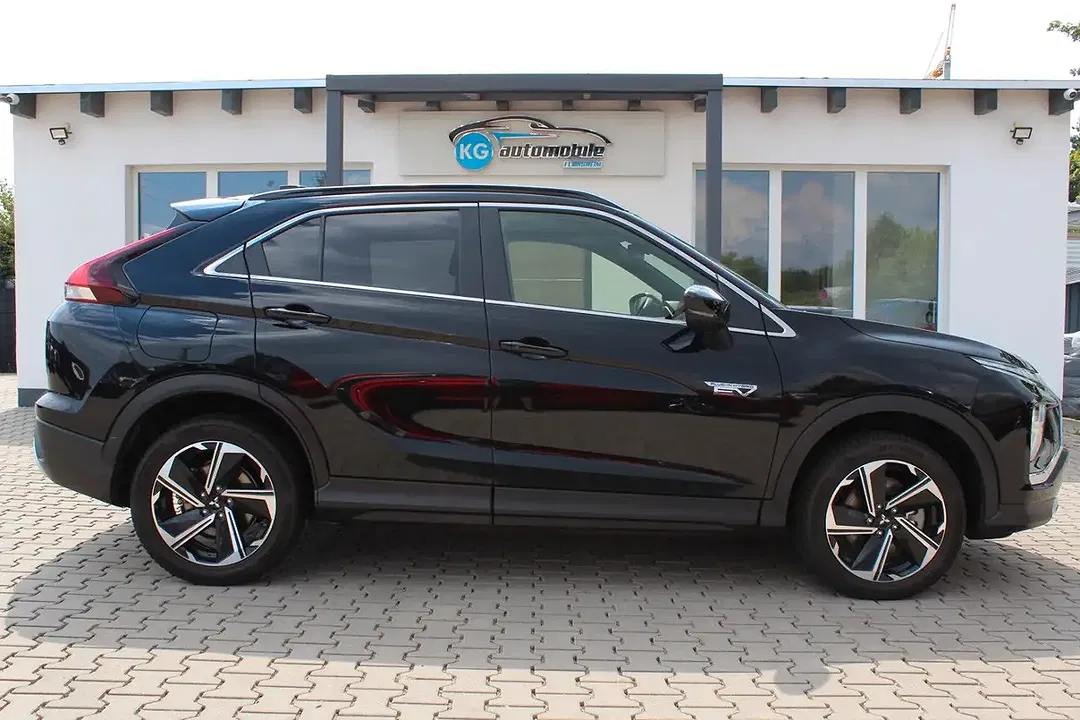 Mitsubishi Eclipse Cross - Thumbnail 5