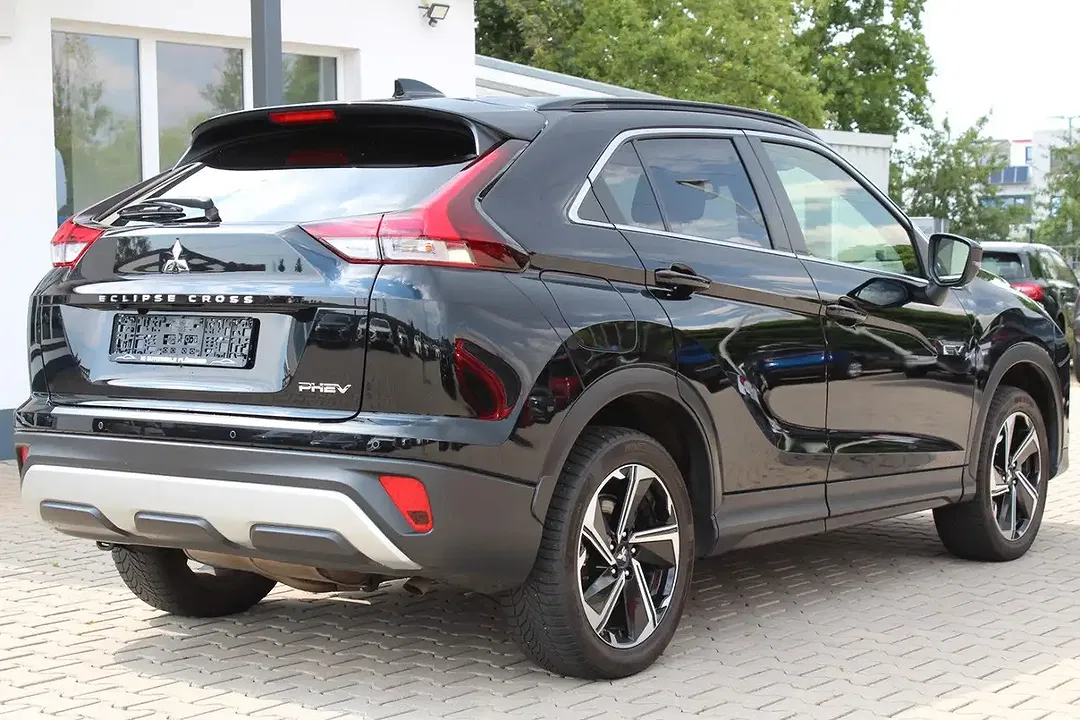 Mitsubishi Eclipse Cross - Thumbnail 6