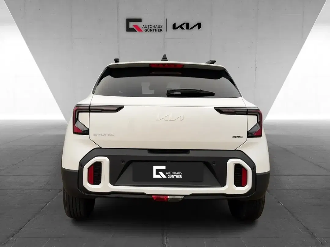 Kia Stonic - Thumbnail 2