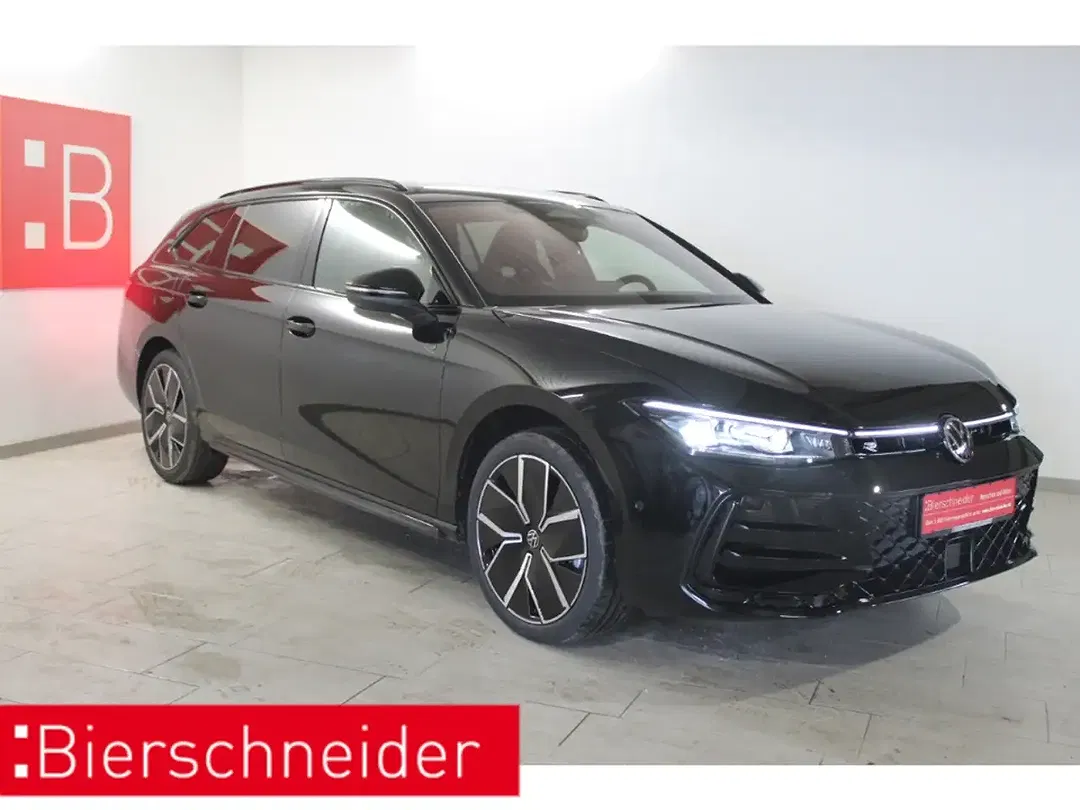 Volkswagen Passat Variant - Thumbnail 1