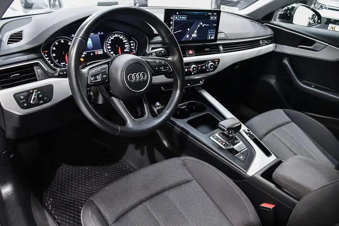 Audi A4 - Thumbnail 8
