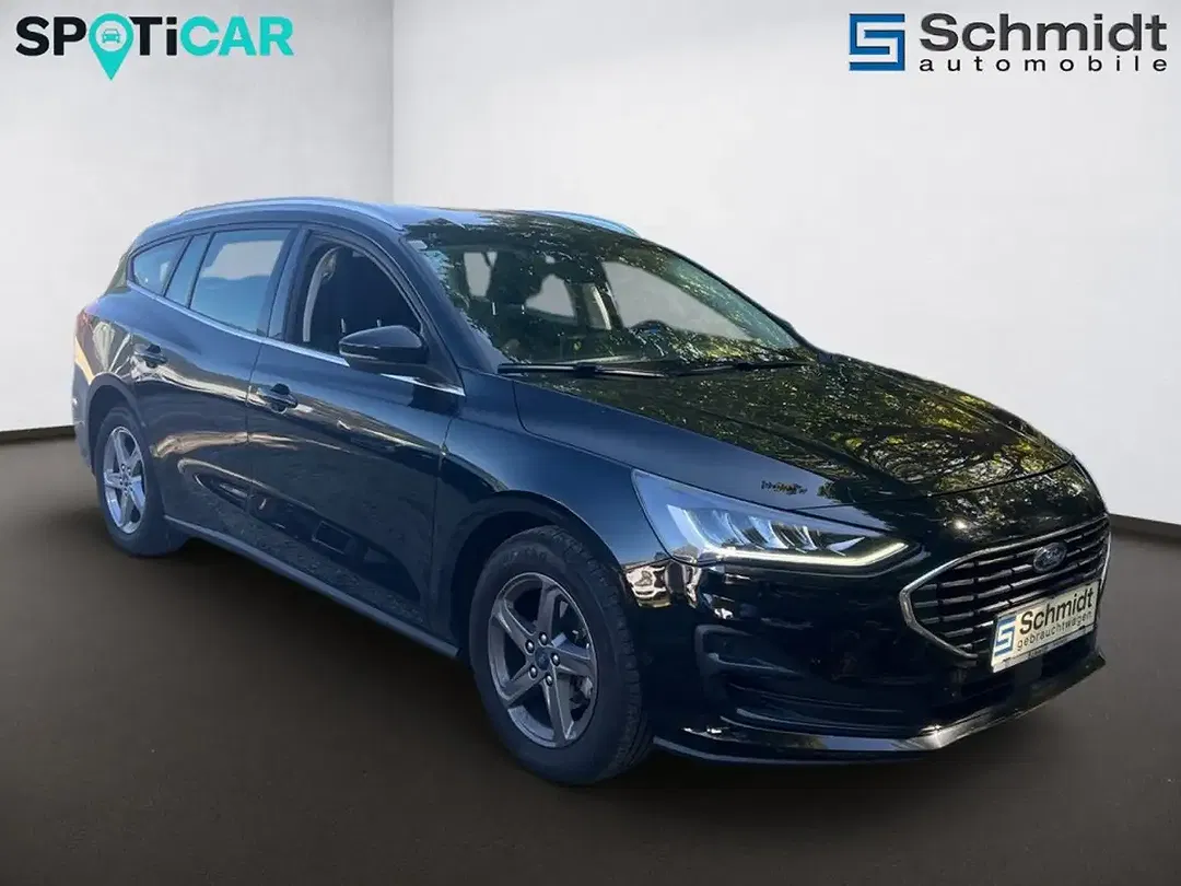 Ford Focus - Thumbnail 5