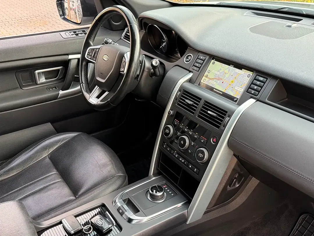 Land Rover Discovery - Thumbnail 11