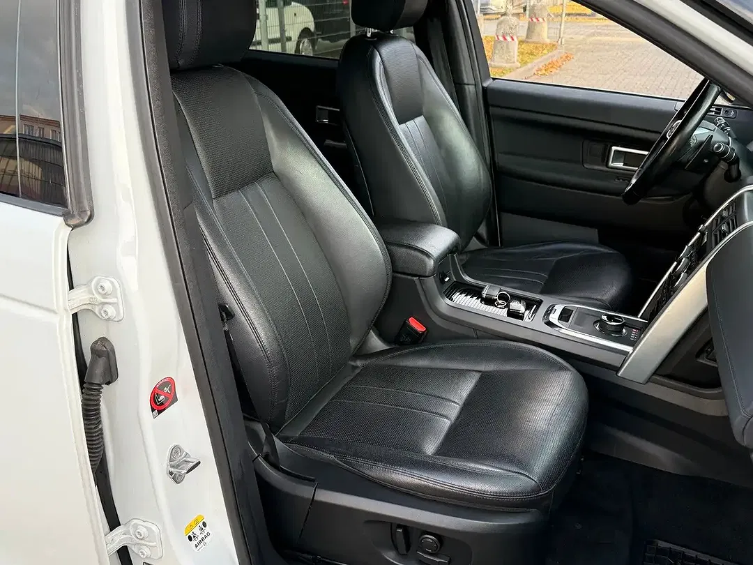 Land Rover Discovery - Thumbnail 12