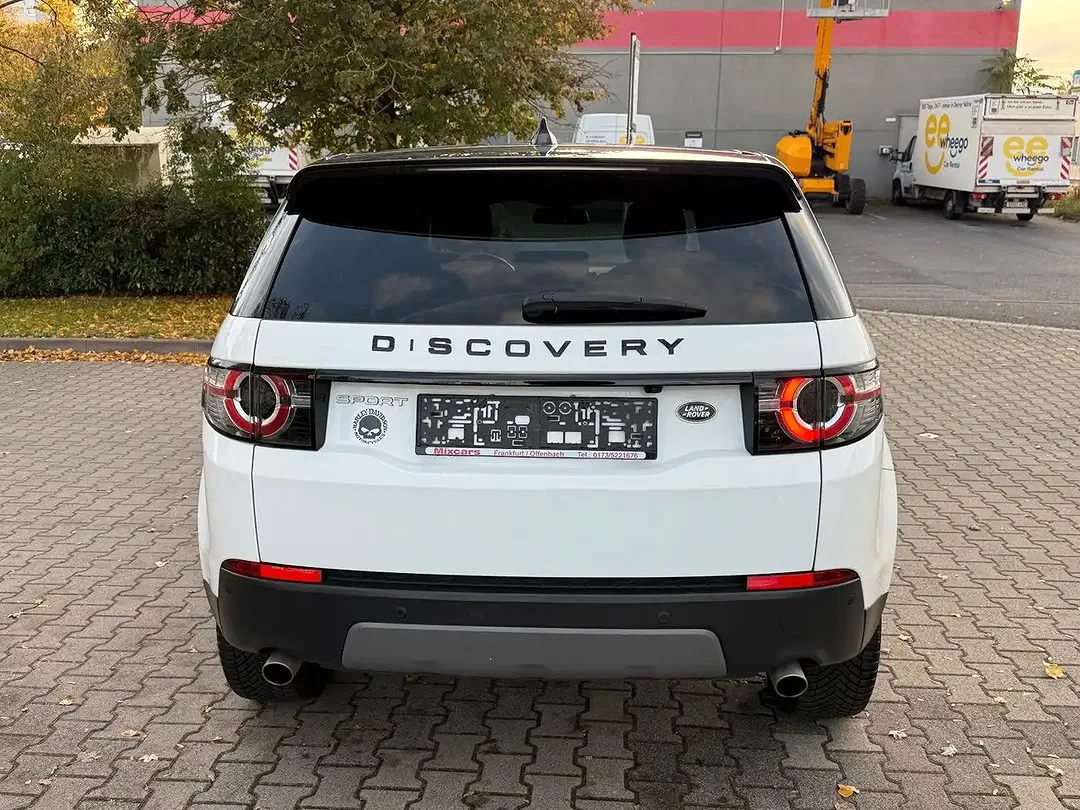 Land Rover Discovery - Thumbnail 9