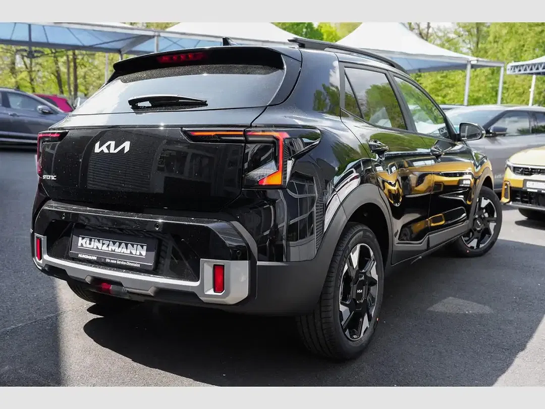 Kia Stonic - Thumbnail 3